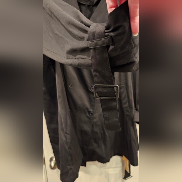 116 - Bloomchic Double Button Jacket with belt, size 22-24 - Picture 3 of 12